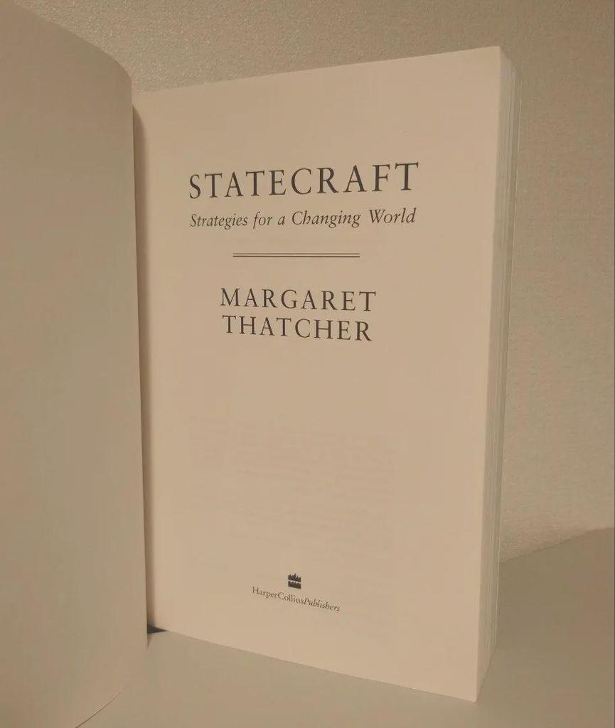 [USED] Foreign Books: STATECRAFT/MARGARET THATCHER