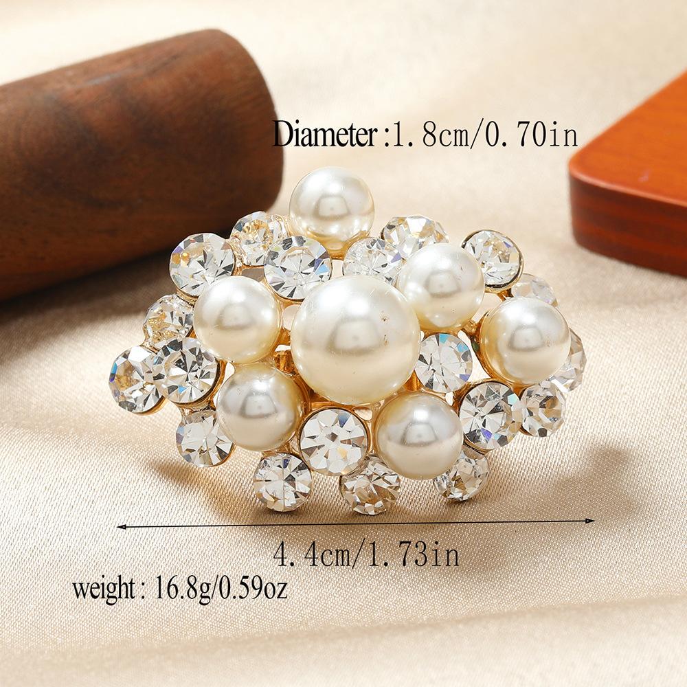 Retro and exaggerated Bohemian ethnic style ring, fashionable and creative, diamond studded pearl design, electroplated ring