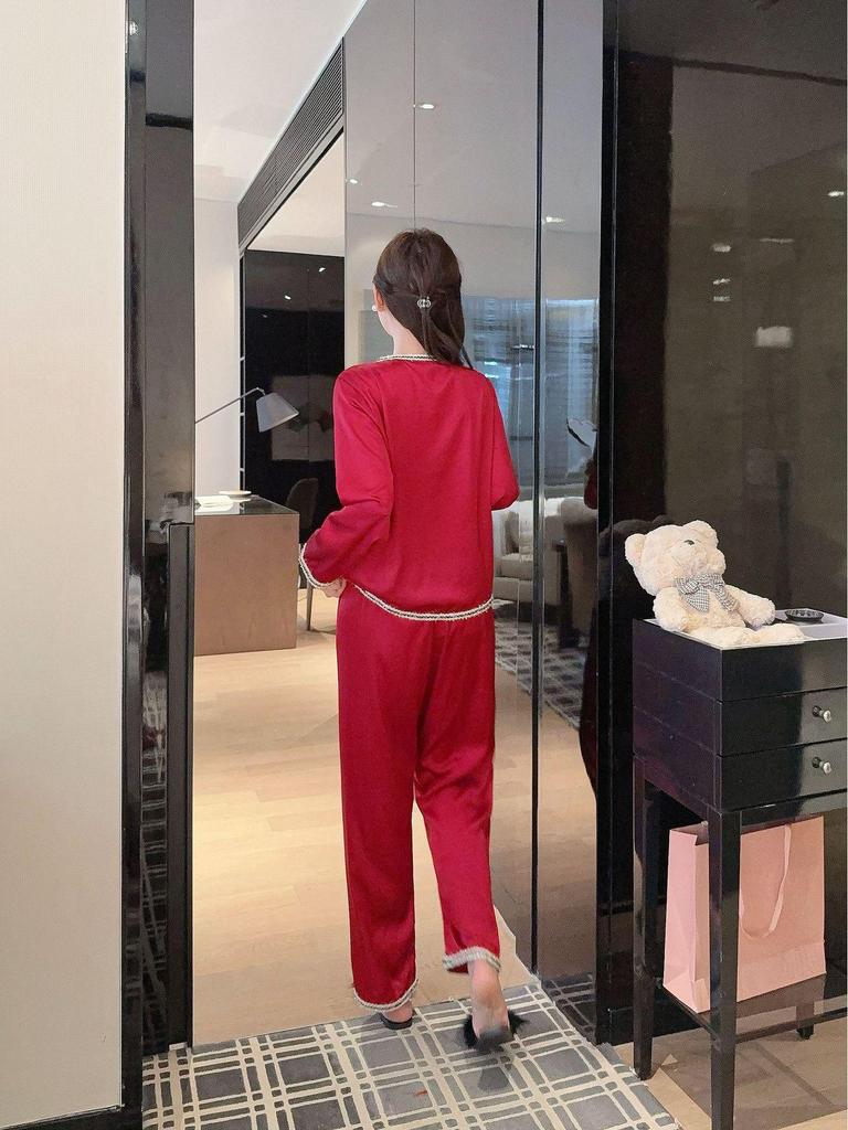 Bahar-Yaz İçin Askılı Üst, Uzun Kollu ve Pantolonlu Kore Tarzı Buz İpeği Kadın Üç Parçalı Pijama Takımı