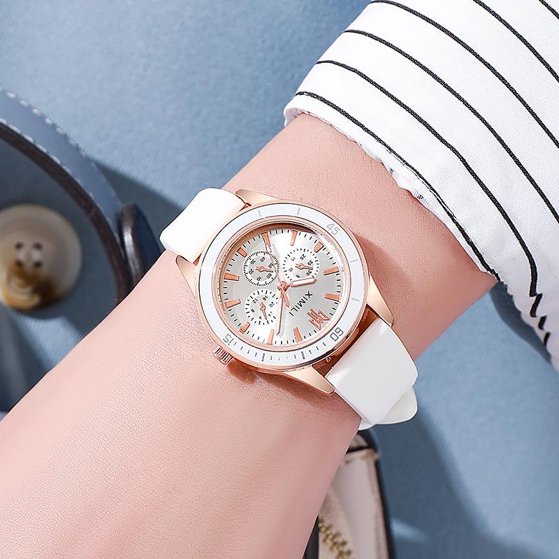 Stylish And Simple Silicone Women'S Quartz Watch, Personalized Versatile Student Fructose Watch