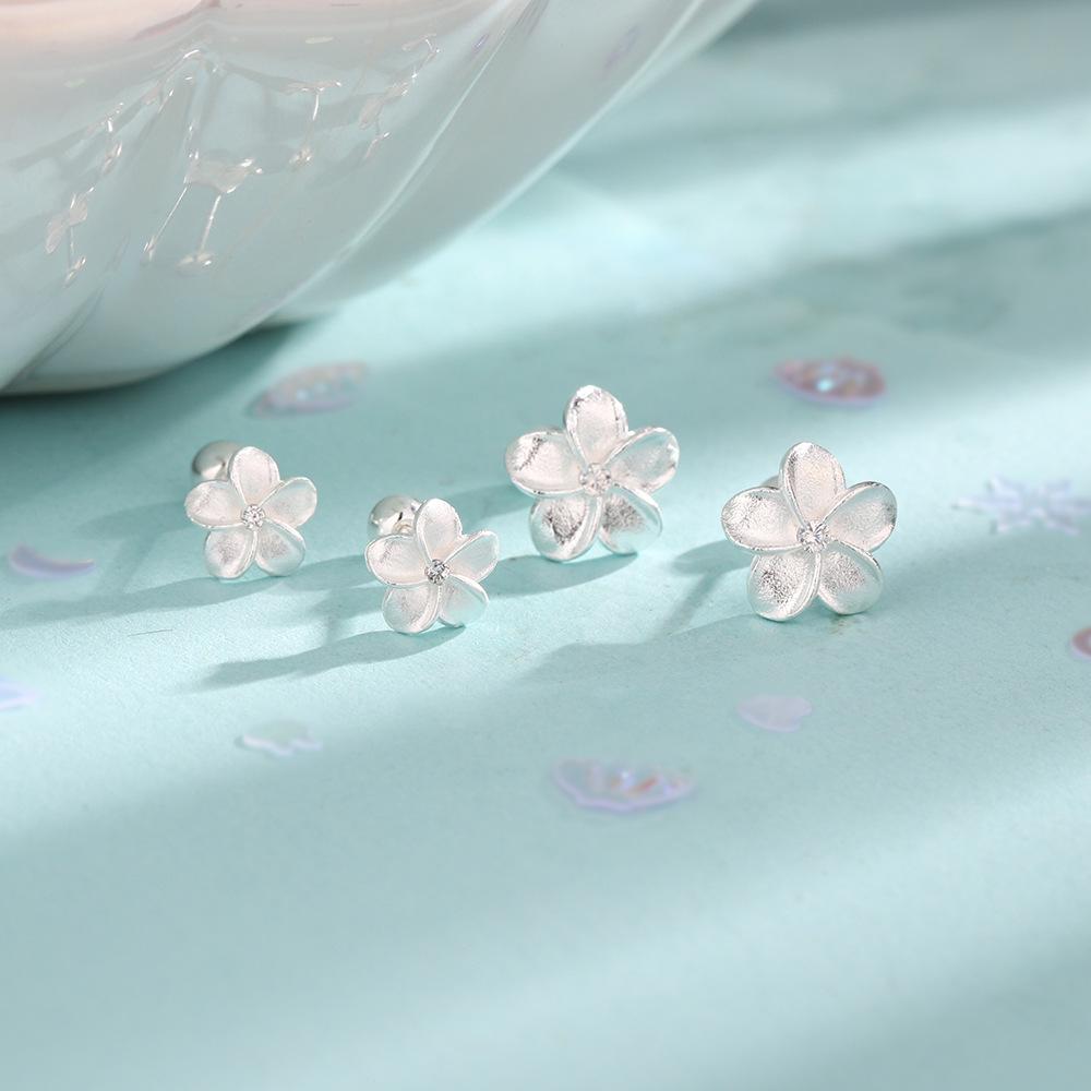 Orecchini a Vite Gardenia di Diamante Fori Auricolari Piccoli Orecchini Floreali