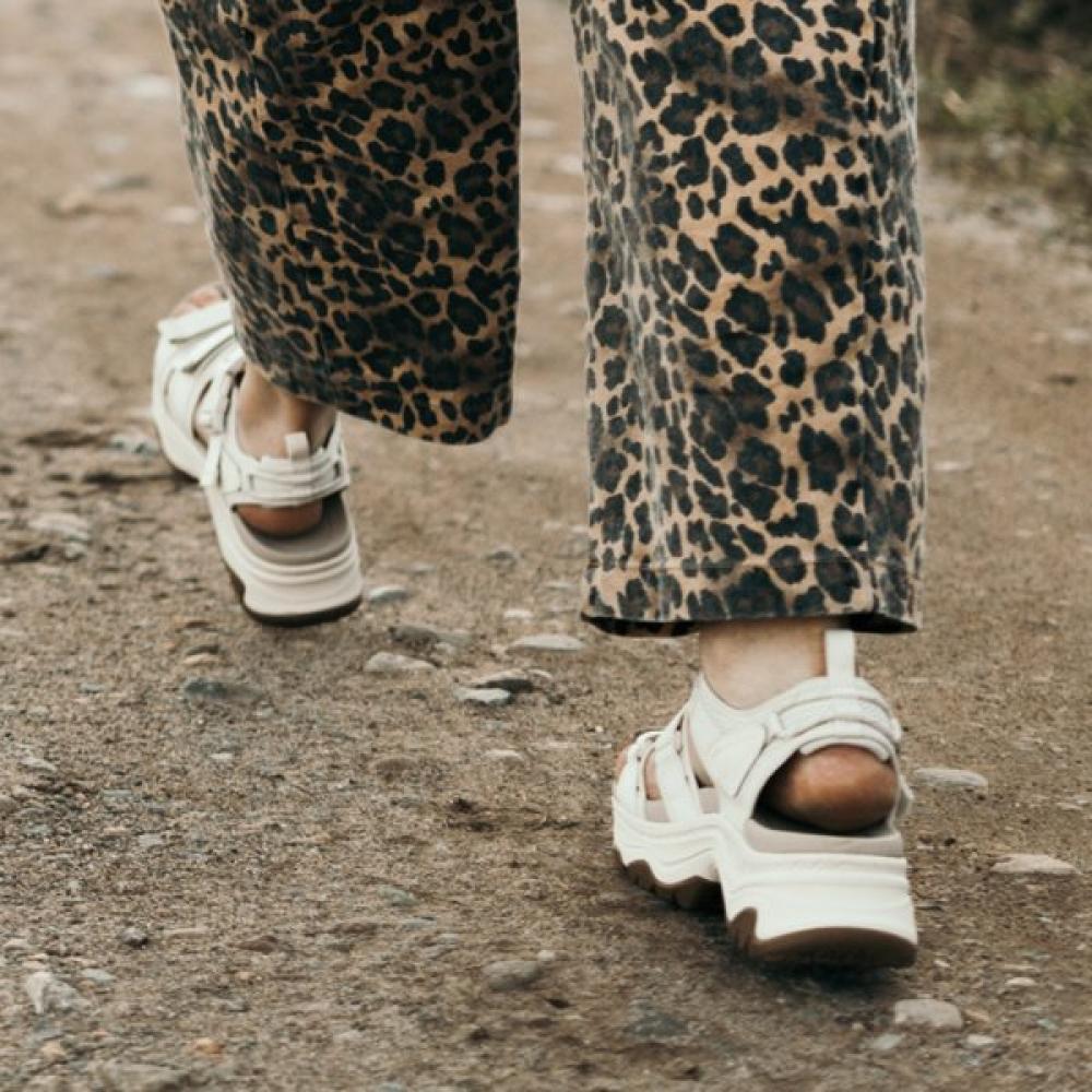 Teva Comfortable Women S Lift SandalS Stvf2614570 Bir