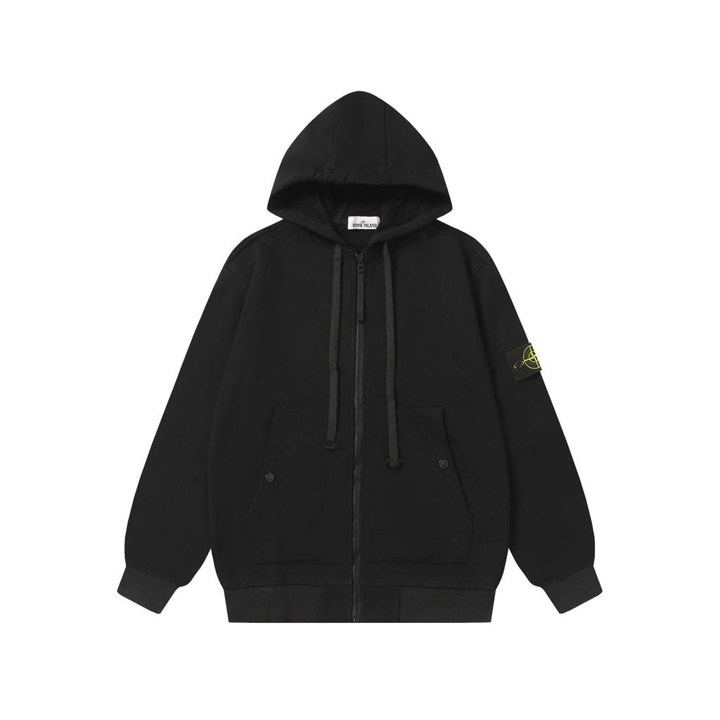 Crossstone Island 24SS Steinfarbener Kapuzen-Reißverschluss-Sweatshirt mit Ärmelpatch und Nachbestellknöpfen Jacke