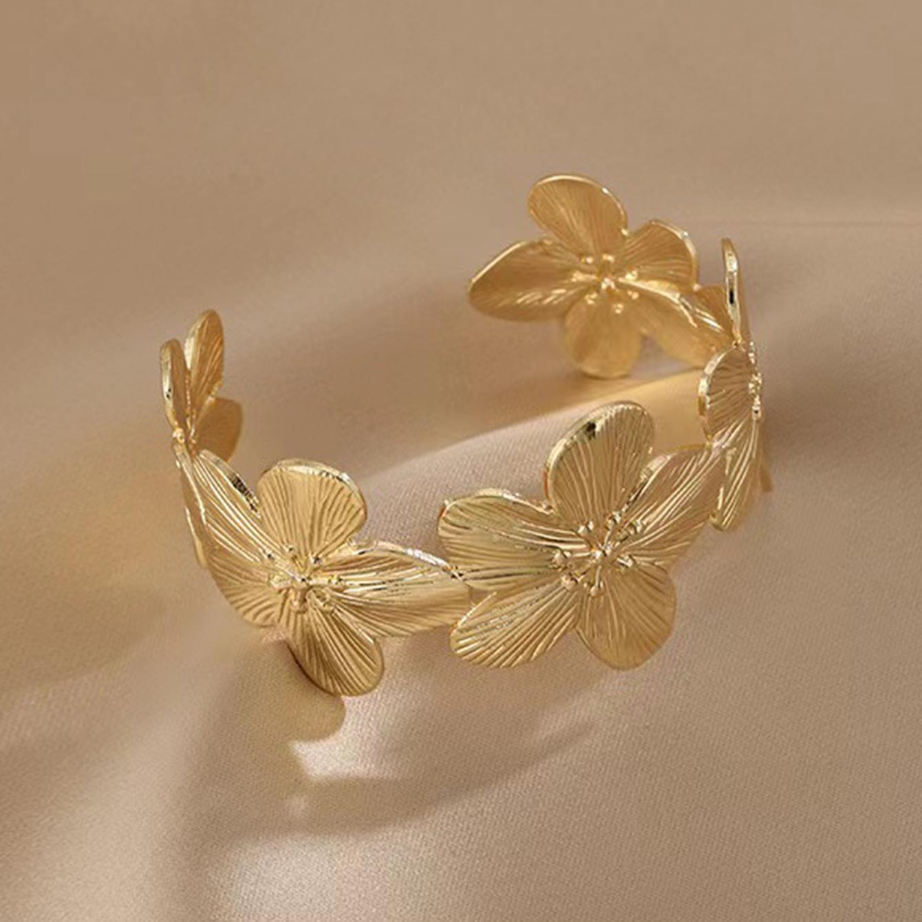 Women s Bracelet Simple Flower Fashion Women s Bracelet Suitable for Daily Wear and Vacation Wear