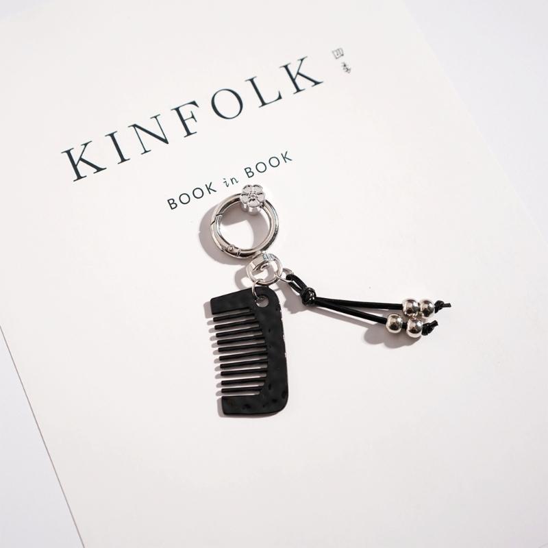 Innovativer Frizz-Proof Kamm Schlüsselanhänger Ergonomisches Design für einfaches Haarstyling unterwegs und stilvolles Accessoire