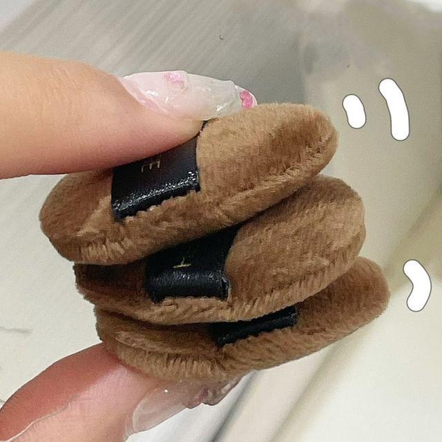 Aucucci - Powder Puff Chocolate