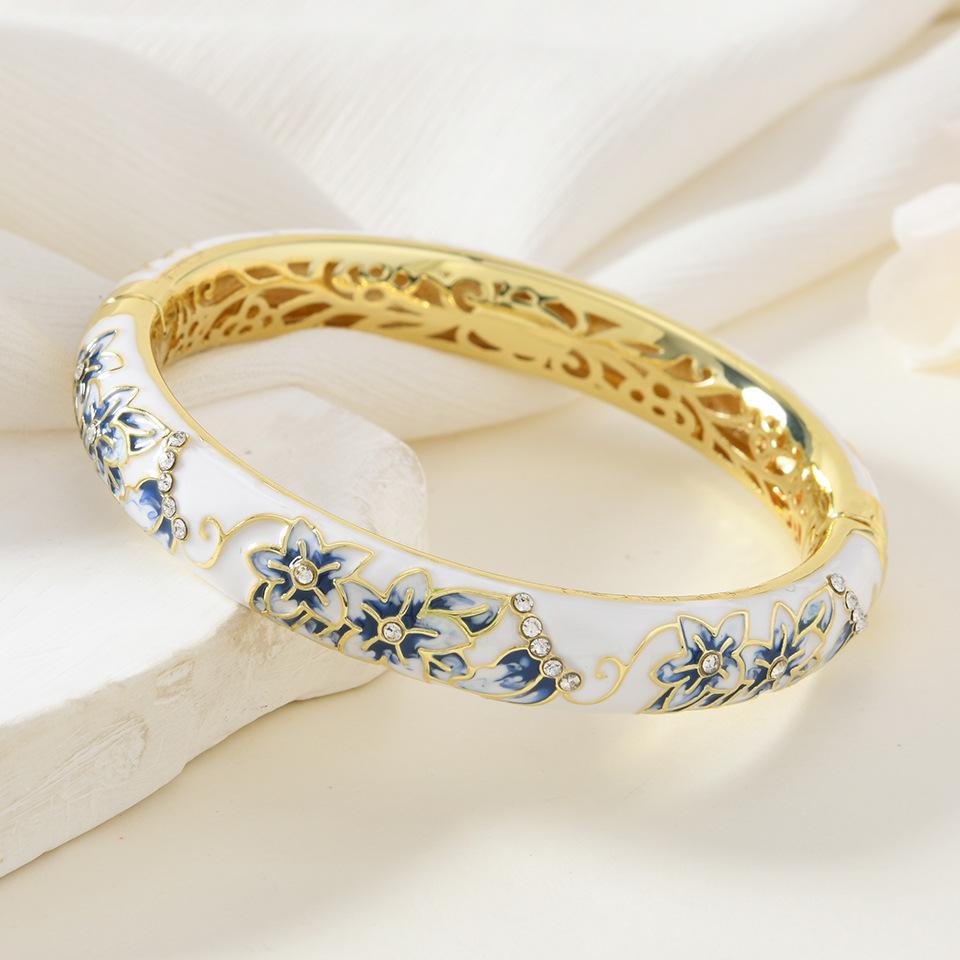 Cloisonné Enamel Blue and White Porcelain Bestie Jewelry Retro Style Fashion Gift One Size(16-22CM)