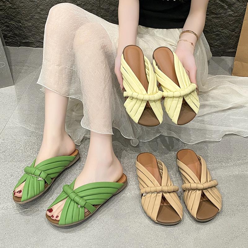 Ručně tkané pantofle s plochou podrážkou dámské letní venkovní jednoslovné pantofle rybí tlama kožené pantofle 2025 nové kulatá špička plochá podrážka