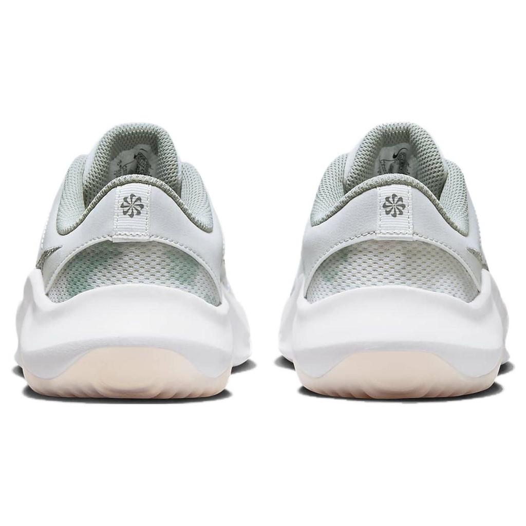 Nike Legend Essential 3 Next Nature Premium Women's DV9008-001
