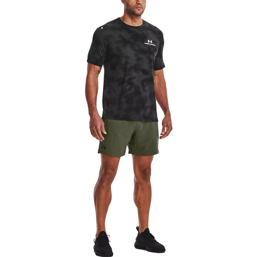 Under Armour RUSH T-Shirts Herren Schwarz Rundhals Mäßig Gerader Schnitt 1376792-001