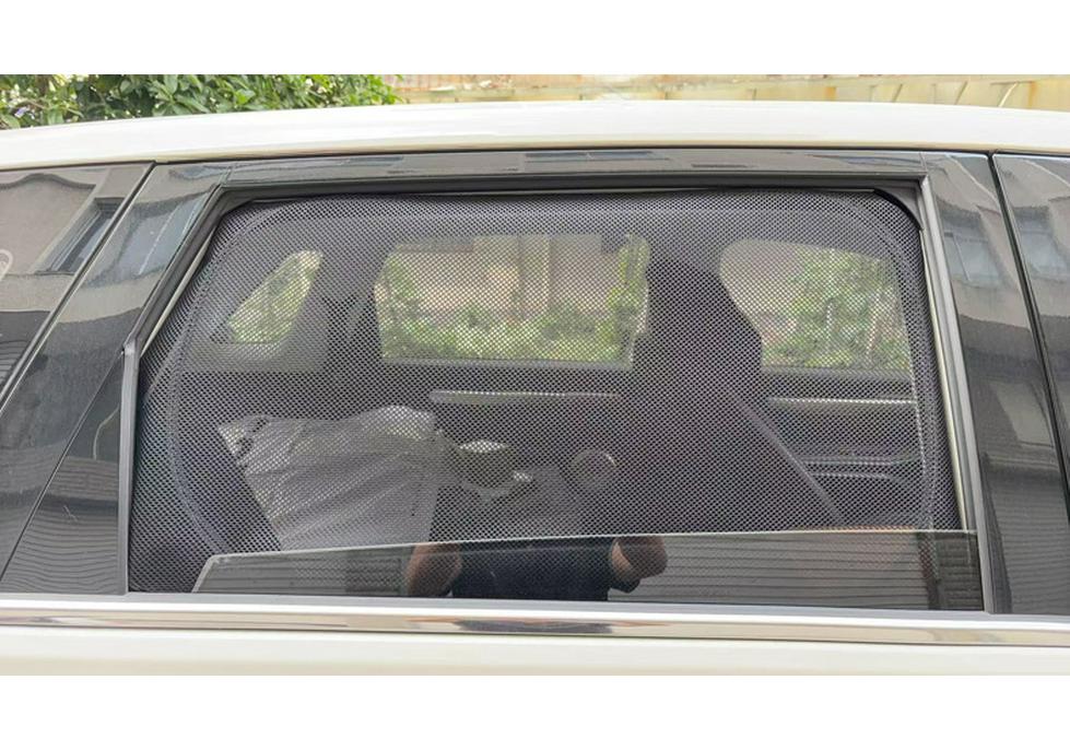 Car Sunshade Net: UV Protection, Heat Insulation, Mosquito Repellent for Windshield & Side Windows