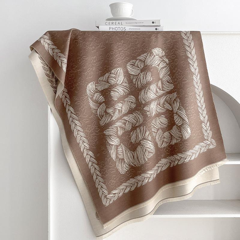 English letter GG jacquard shawl autumn and winter imitation cashmere texture double-sided scarf retro style thickened and warm