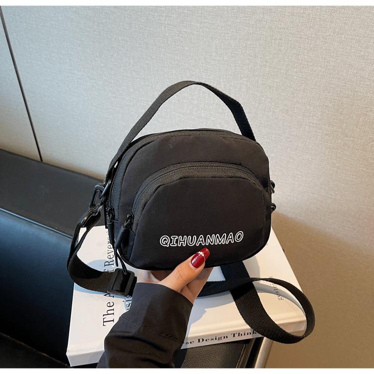 

Summer new women s bag canvas bag fashion versatile niche shoulder bag girl messenger bag чорний