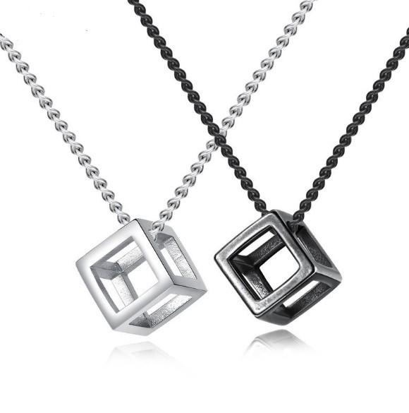 Retro Simple Hollow Pendant, Men'S And Women'S Necklace, Personalized Square Rubik'S Cube Simple Three-Dimensional Jewelry
