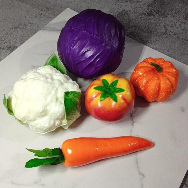 Vegetable and Fruit Model Set for Kitchen Decoration, Farmhouse Display, or Early Education Play