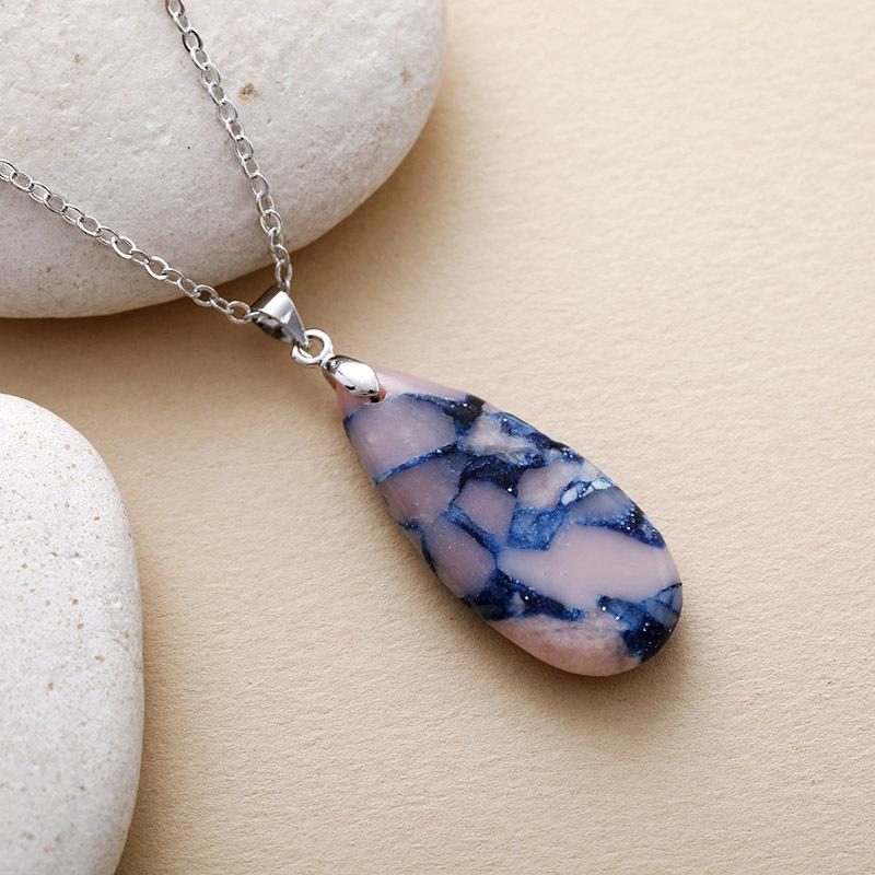Luxury European and American fashion light luxury simple natural stone water drop pendant French short scarf necklace Choker jewelry