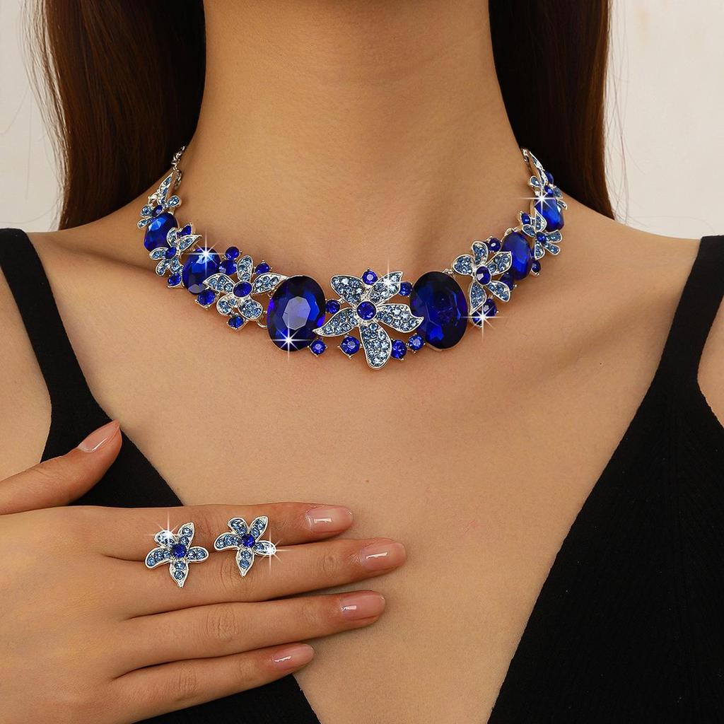 Elegant Rhinestone Water Drop Necklace Set - High-End European & American Court Style Jewelry for Women