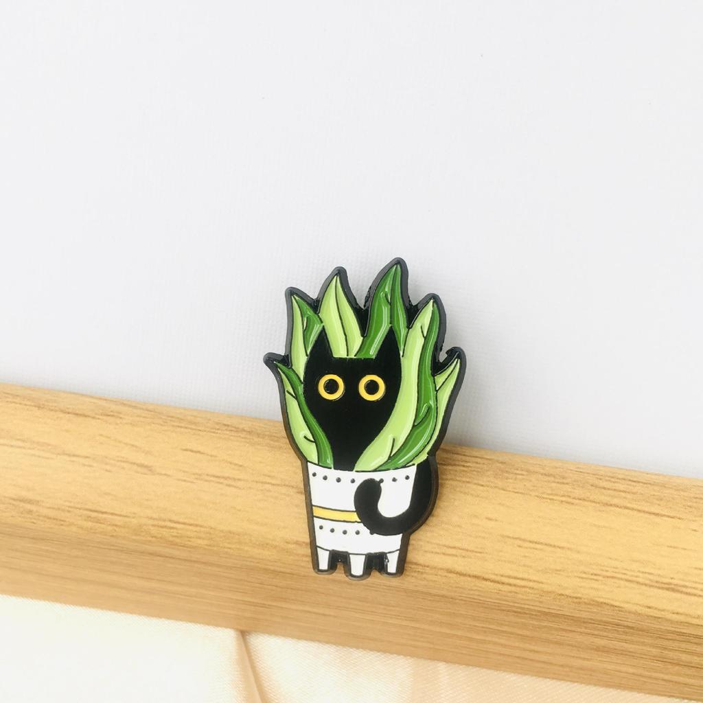 Japanese Cute Black Kitten Cartoon Brooch for Bags & Clothing