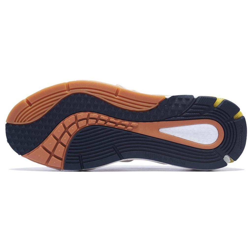 Li Ning Wuji Abrasion Resistant Breathable Low Top Skateboard Shoes Women's Cream White AZGT038-2