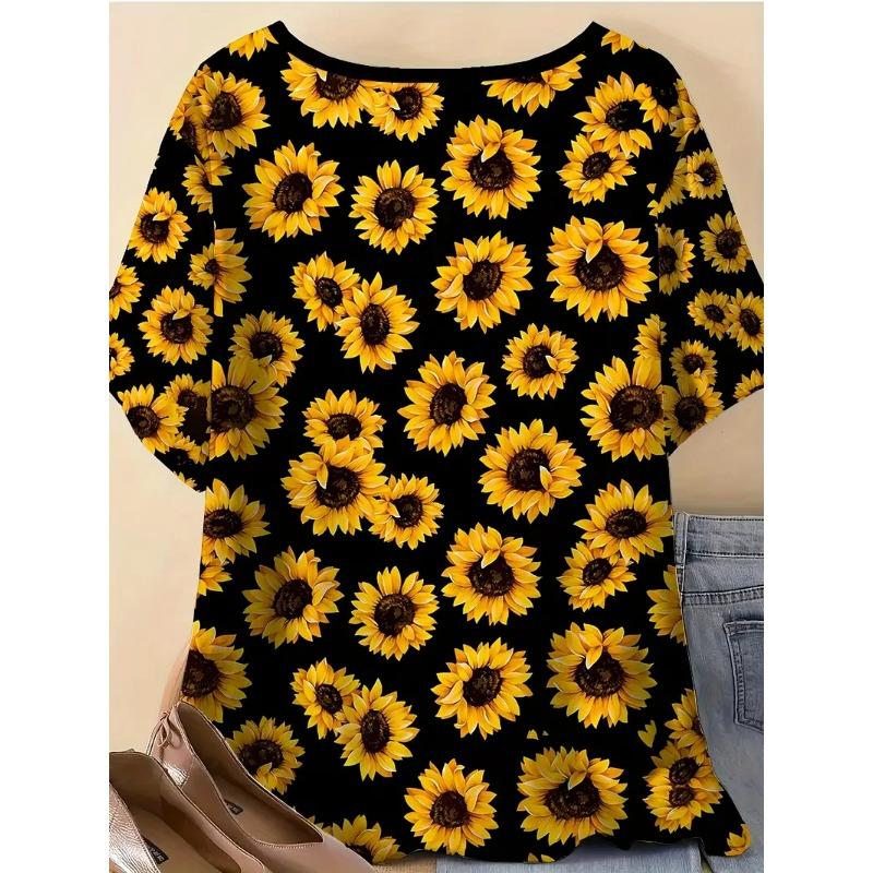 Plus Size Women's 3D Printed Sunflower Pattern T-shirt An Elegant Casual Crew Neck Short Sleeved Top
