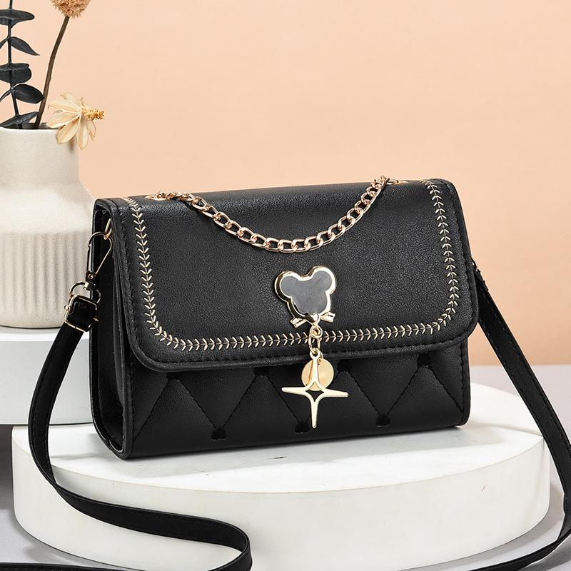 Bags Women's bags New fashion versatile messenger bags Large capacity handbags High value foreign shoulder bags Tide