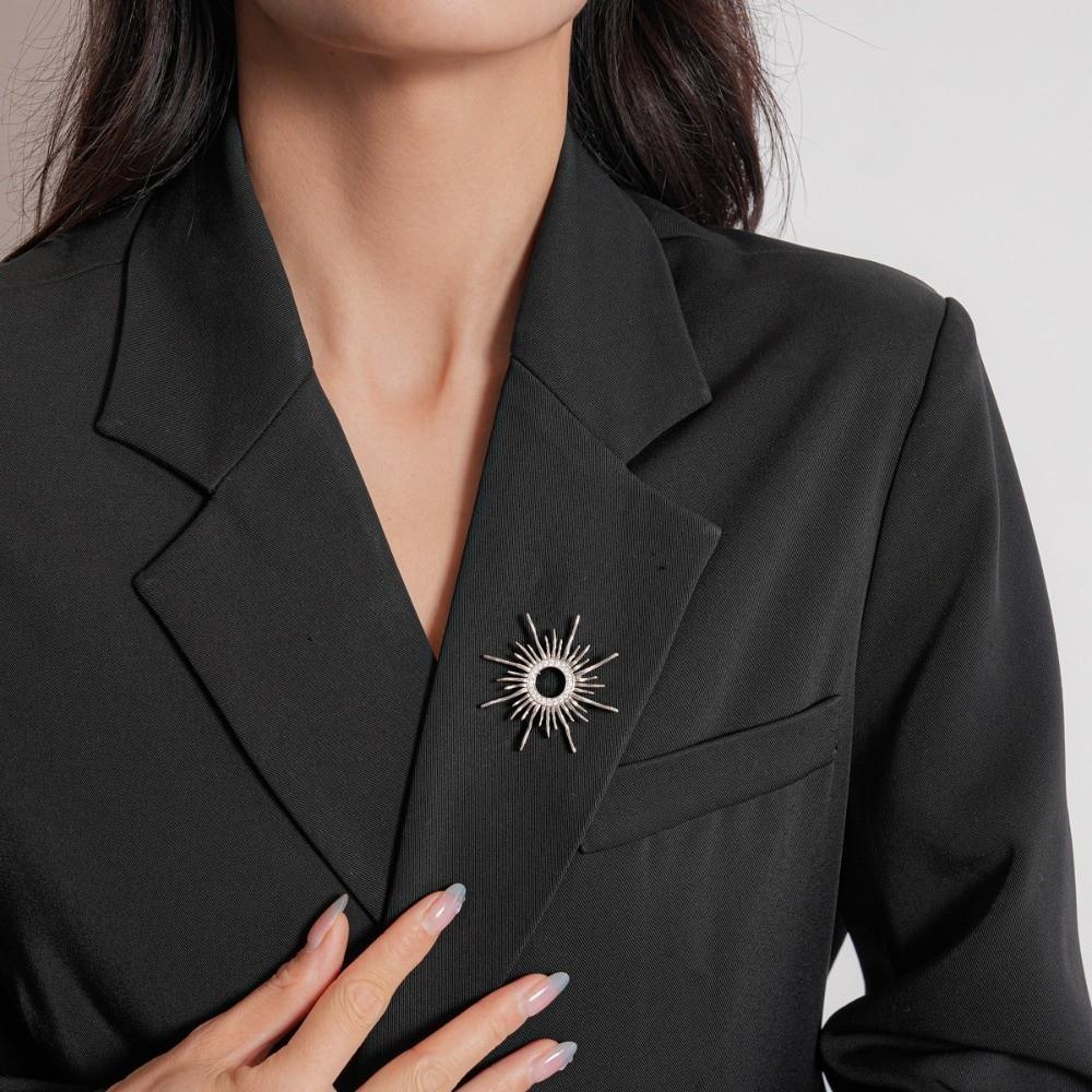 Banquet Zircon Sun Brooch Corsage Ornament Metal Glossy Brooch Long Hollow Sun Pin  Men/Women