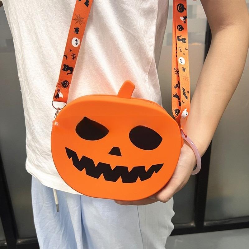 Halloween Pumpkin Silicone Crossbody Bag Waterproof Pumpkin Makeup Storage Purse With Ghost Printed Strap Party Cosplay Bag