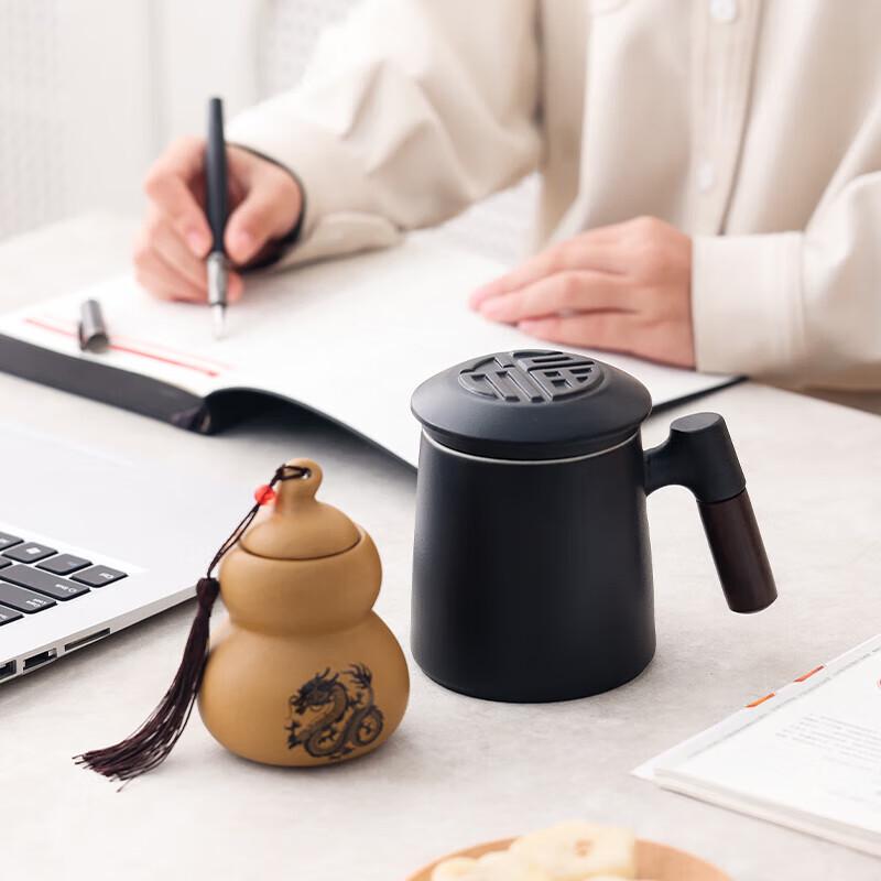 Chinese Ceramic Office Tea Set with Tea Caddy