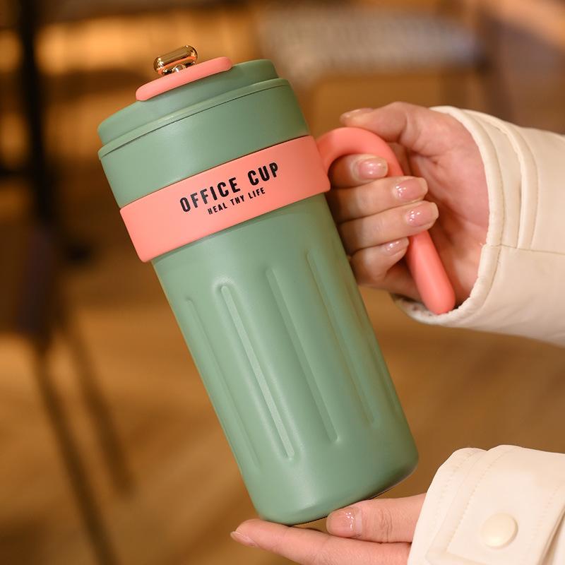 Neuer Kaffeebecher 304 Edelstahl Thermosbecher Outdoor hoher Wert Herren- und Damen-Auto-Begleitwasserbecher Geschenke