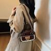 Premium retro small bag women's new fashion handbag autumn and winter versatile messenger bag