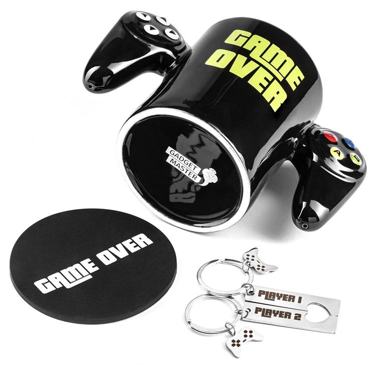 Zestaw prezentowy dla gracza nastolatka game over pad kontoler brelok