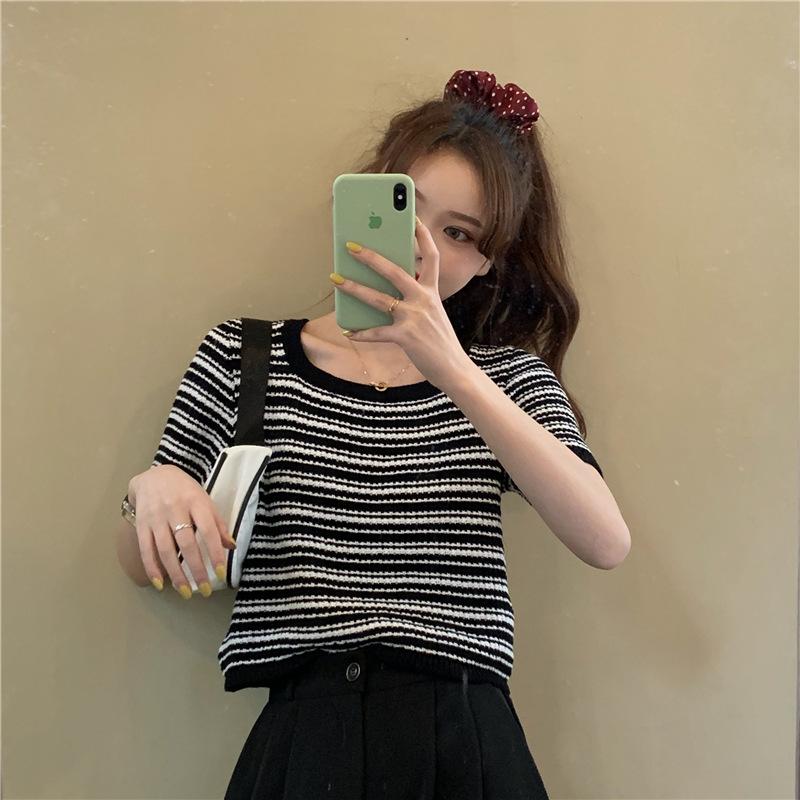 

Black and white striped knitted sweater T-shirt women s short short-sleeved top summer new high-waisted Korean version loose ins tide One size fits all