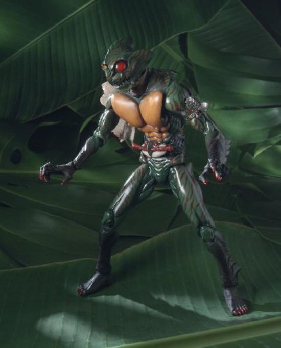 TAMASHII NATIONS Klasika 2007 Kamen Rider Amazon Jungler SIC. &