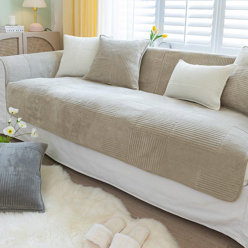 

Modern Plush Sofa Cushion Autumn Winter Anti Slip Cushion Soft Crystal Velvet Sofa Cover Towel Furniture Protective Pad Green 70x70cm 27.5x27.5in