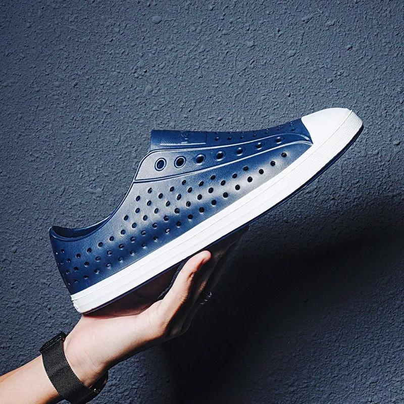 Summer Beach Shoes New Fashion Couple Hole Shoes Soft Bottom Slippers Outdoor Hollow One Word