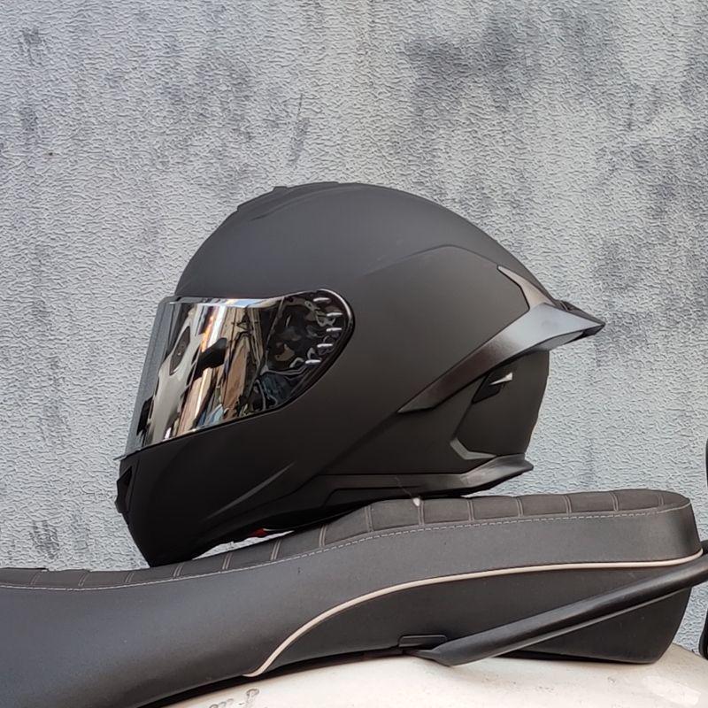 Unisex Full-Face Motorcycle Helmet with Gundam Design, Summer-Compatible, Large Spoiler, Bluetooth Slot
