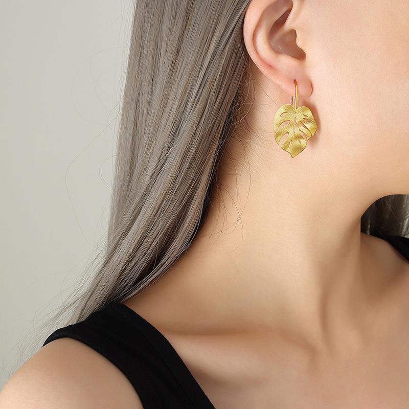 Elegant Frosted Leaf Earrings - Personalized Mori-kei & Ins Style, Trendy, Fade-Resistant, and Colorfast.