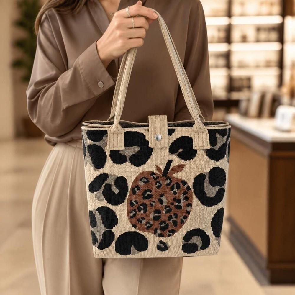 Large Capacity Knitted Bucket Handbag Lightweight Handheld Bag Cartoon Tote Bag  Casual Use