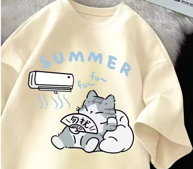 Summer Unisex Oversize Tshirt Korean Casual Loose Style Kitten Blowing Fan Print Tshirt Suitable For Both Unisex Unisex Unisex Clothing