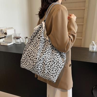 Leopard Print Large Capacity Commuter Tote Bag Canvas Bag 2025 New Underarm Bag for Going Out Casual Fashion Shoulder Bag