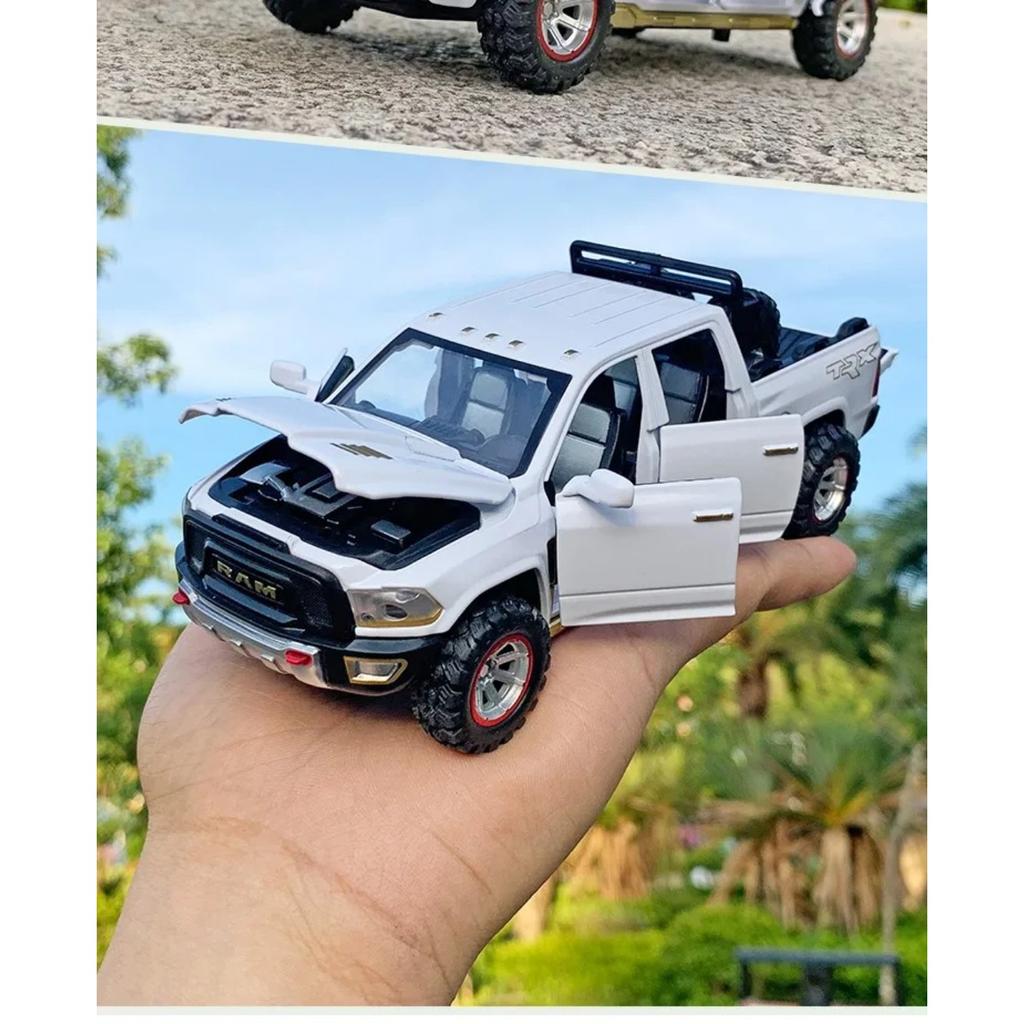 1/32 Dodge RAM TRX Diecast Alloy Model Car Miniature Pickup Off-Road for Children Collection Kids Metal Vehicles Boys Hot Toys