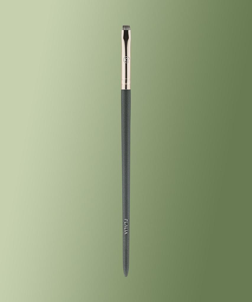 Signature Flat Eyeliner (S) Brush #672