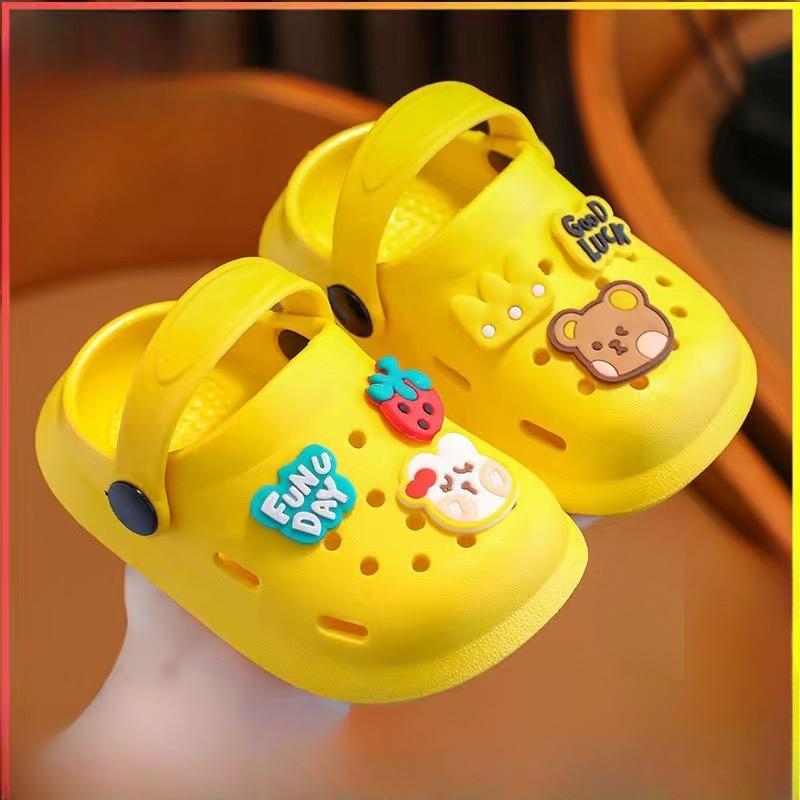 Boy and Girl Cartoon-style Cute Slip-on Shoes with Non-slip Soles and Flip-flops