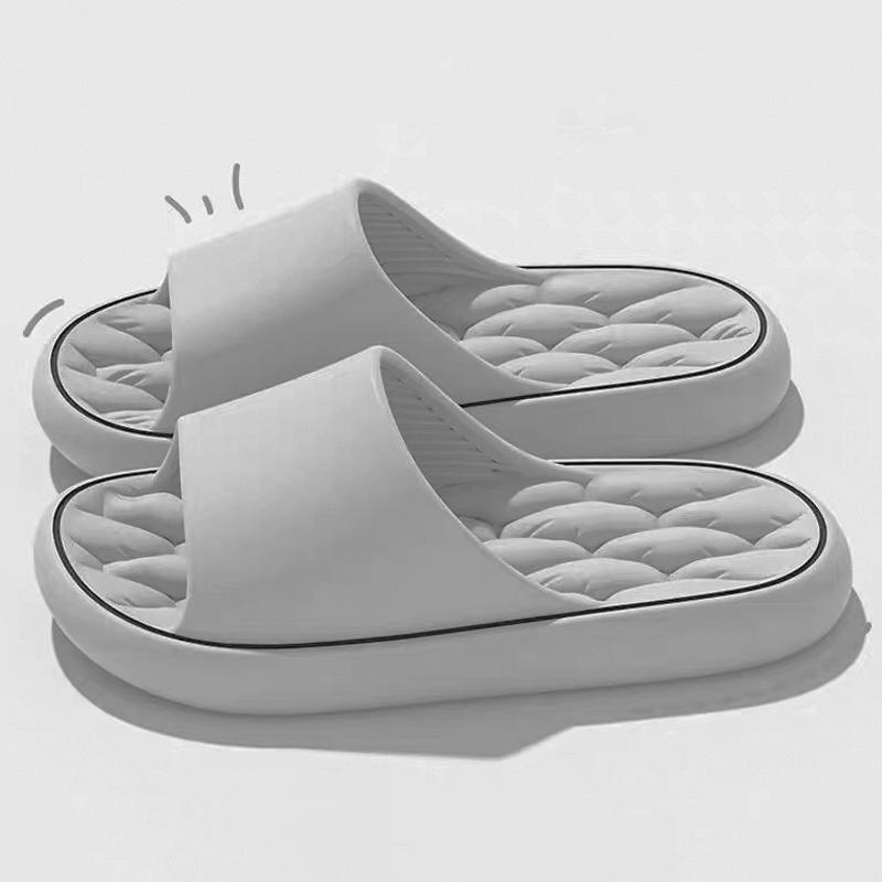 Slippers for Men Summer Outdoor Wear 2026 New Indoor Home Bathroom Non-slip Wear-resistant Beach Sandals for Women