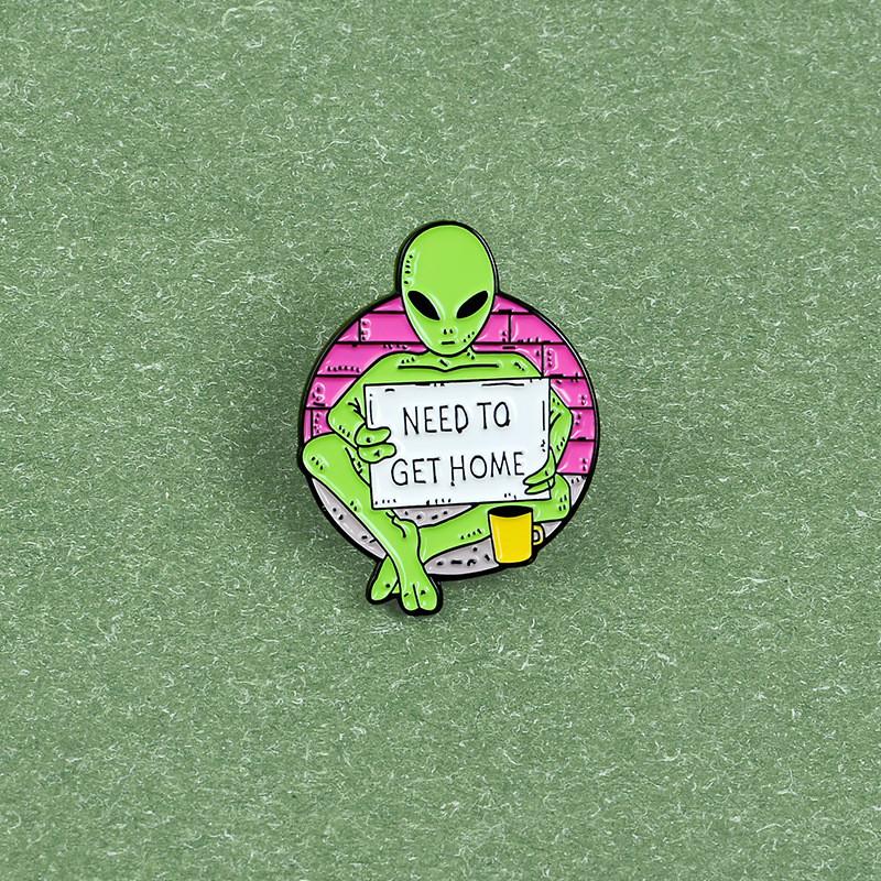 Eyecatching Alien Cartoon Enamel Lapel Pin For Creative Style And Flair Decorative
