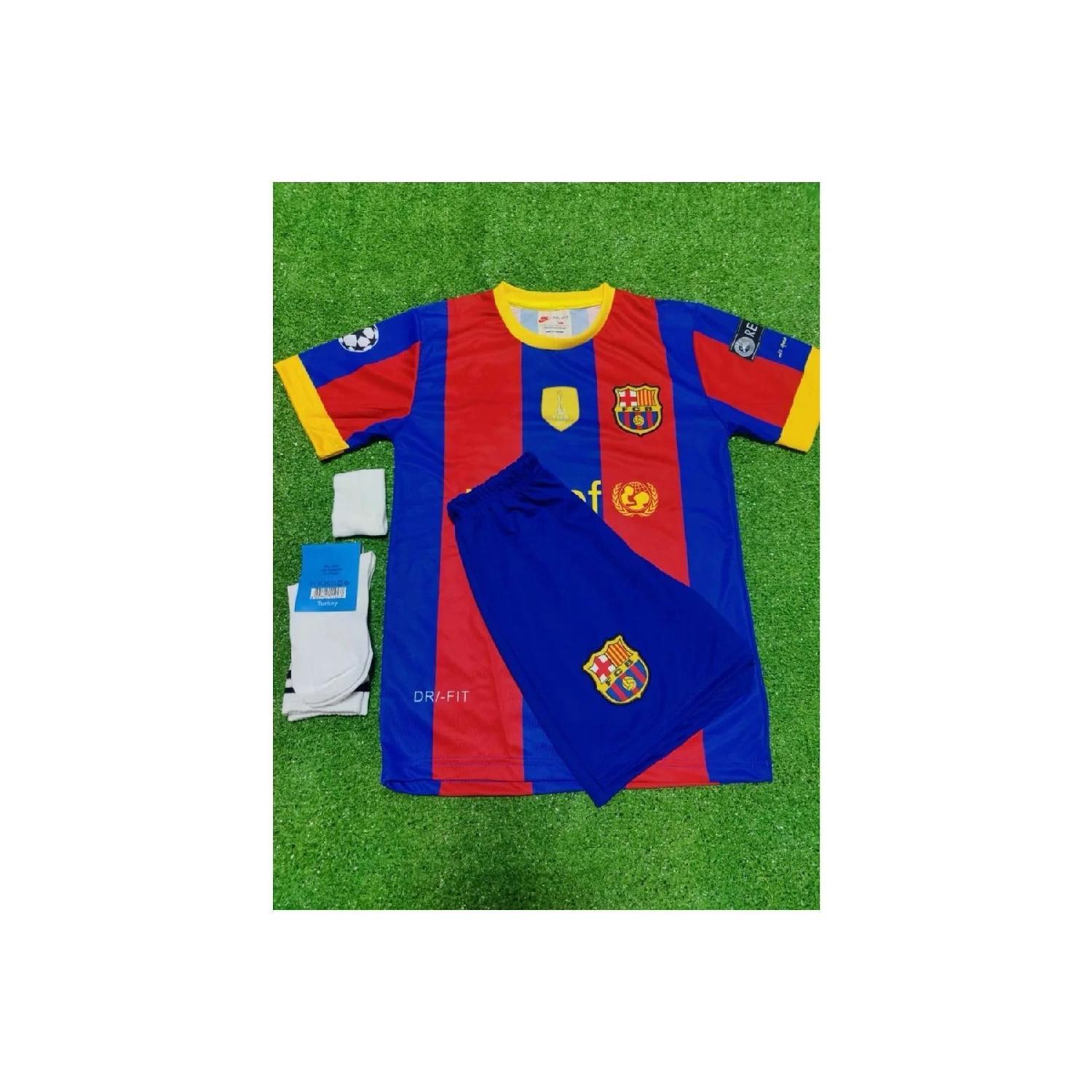 

Барселона. Детский комплект футболок Messi 2011 Maroon, 4 предмета 3-5 Yaş красный