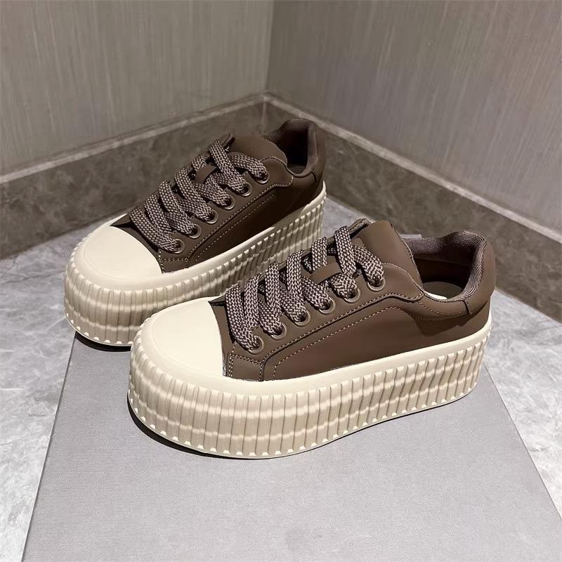 

Женские туфли-бисквиты 2025 осень и зима новые ретро туфли-маффины универсальные повседневные платформенные спортивные увеличивающие рост туфли на танкетке 40 коричневый