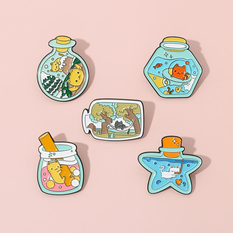 Inspired Enchanting Cat Mini Animal Brooch Gorgeous Alloy Drift Bottle For Use Unisex