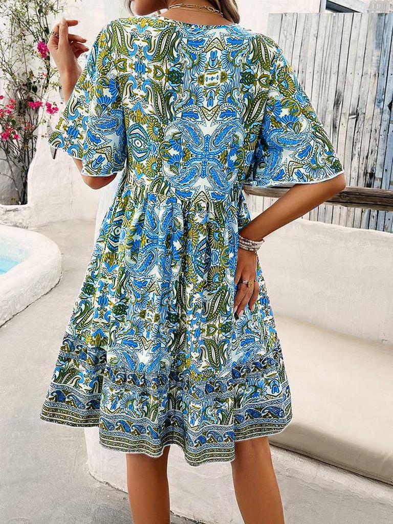 Spring 2026 Elegant Lace V-Neck Printed Dress