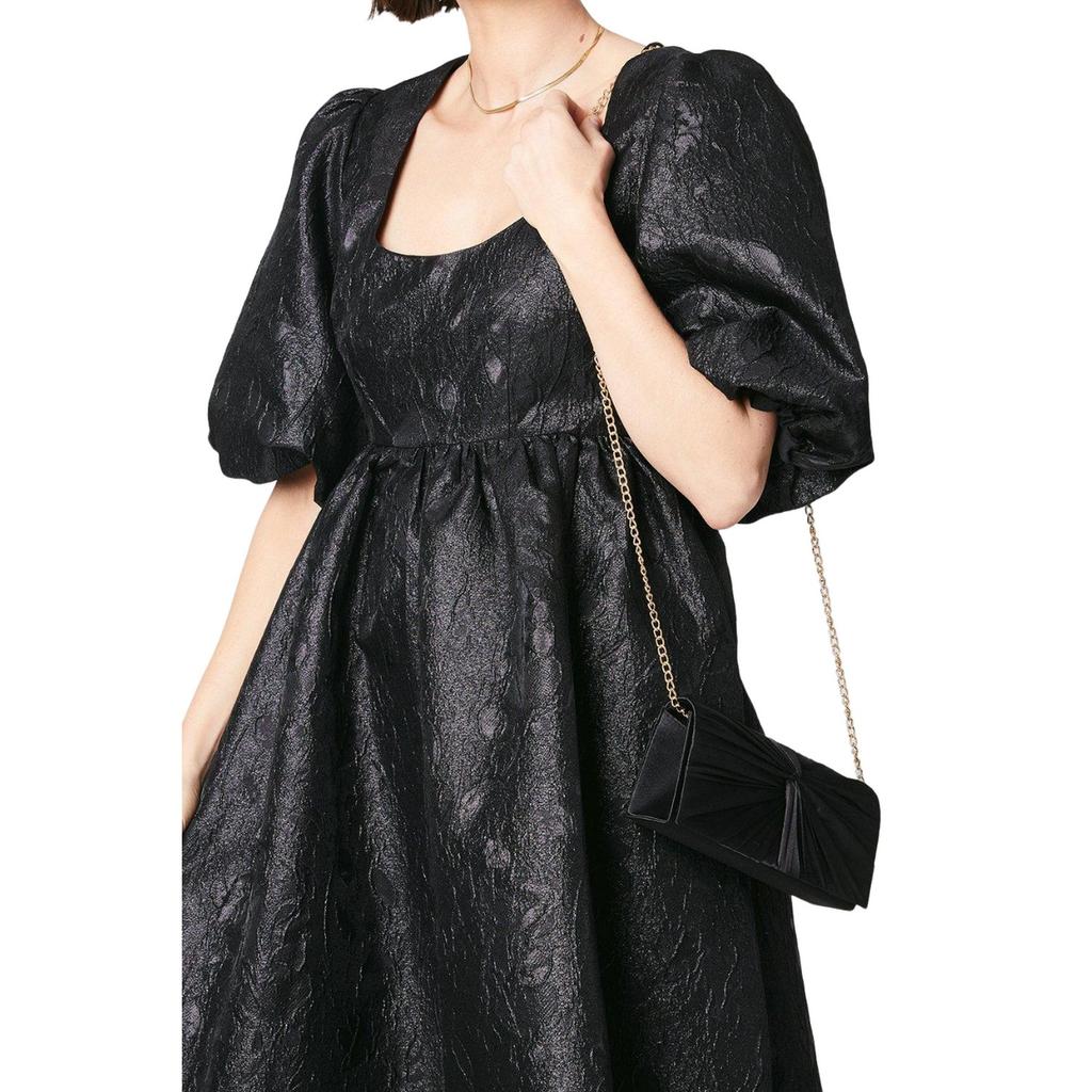 Dorothy Perkins Beauty Satin Twisted Clutch Bag